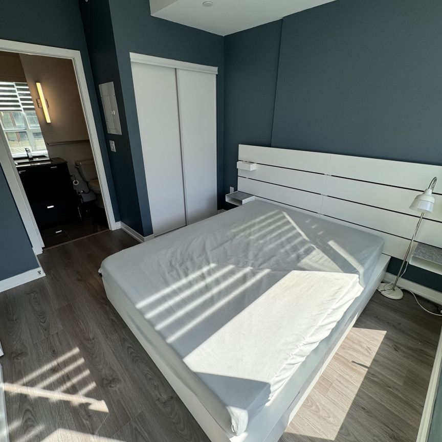 For Lease - 10 De Boers Drive Unit# 402, Toronto, Ontario - Photo 1