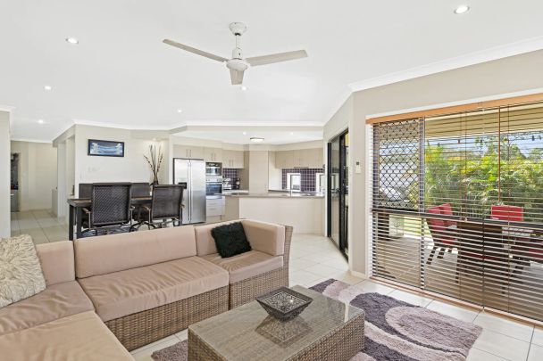 13 Backhousia Crescent, Sinnamon Park. - Photo 1