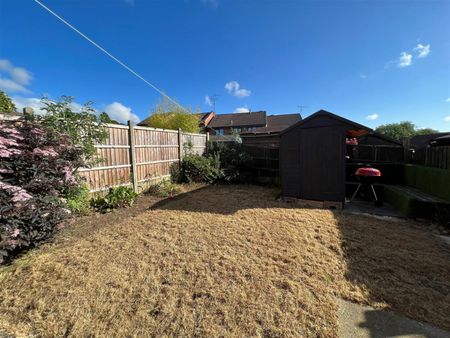 2 bedroom House To Let - Photo 3