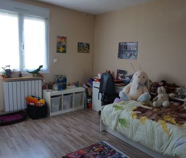 Location Appartement 4 pièces 97m² SENS 89100 - Photo 4