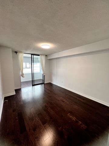For Lease - 45 Carlton Street Unit# 1606, Toronto, Ontario - Photo 4