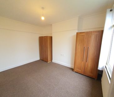 1 Bed Flat, Bellingham Road, SE6 - Photo 3