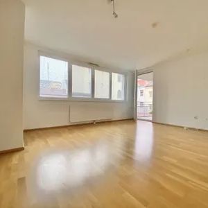 CHARMANTE 2-ZIMMER WOHNUNG MIT BALKON IN SEHR GUTER LAGE - GARAGE OPTIONAL - Photo 2