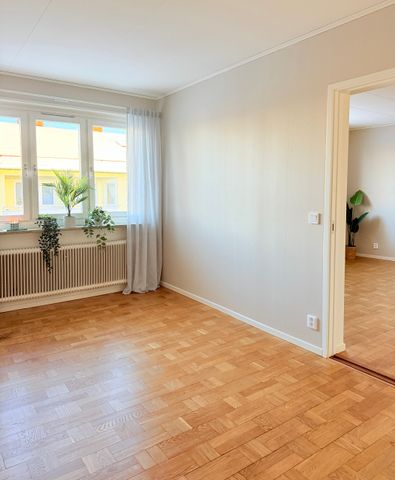 Drottninggatan 22 - Photo 3