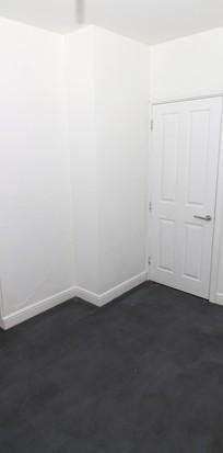 1 bedroom ground floor flat to rent - Photo 1