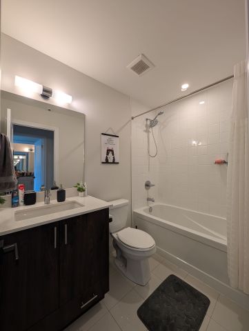 For Lease - 665 Cricklewood Drive Unit# 702, Mississauga, Ontario - Photo 2