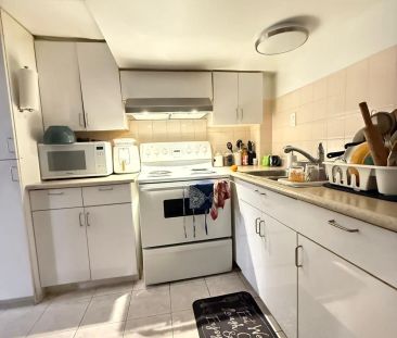 20 Castlebury Crescent N #Basement - Photo 5