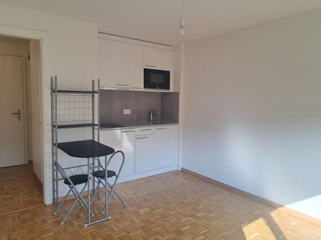 STUDIO de 20 m2 au 3ème étages avec ascenseur - Photo 3
