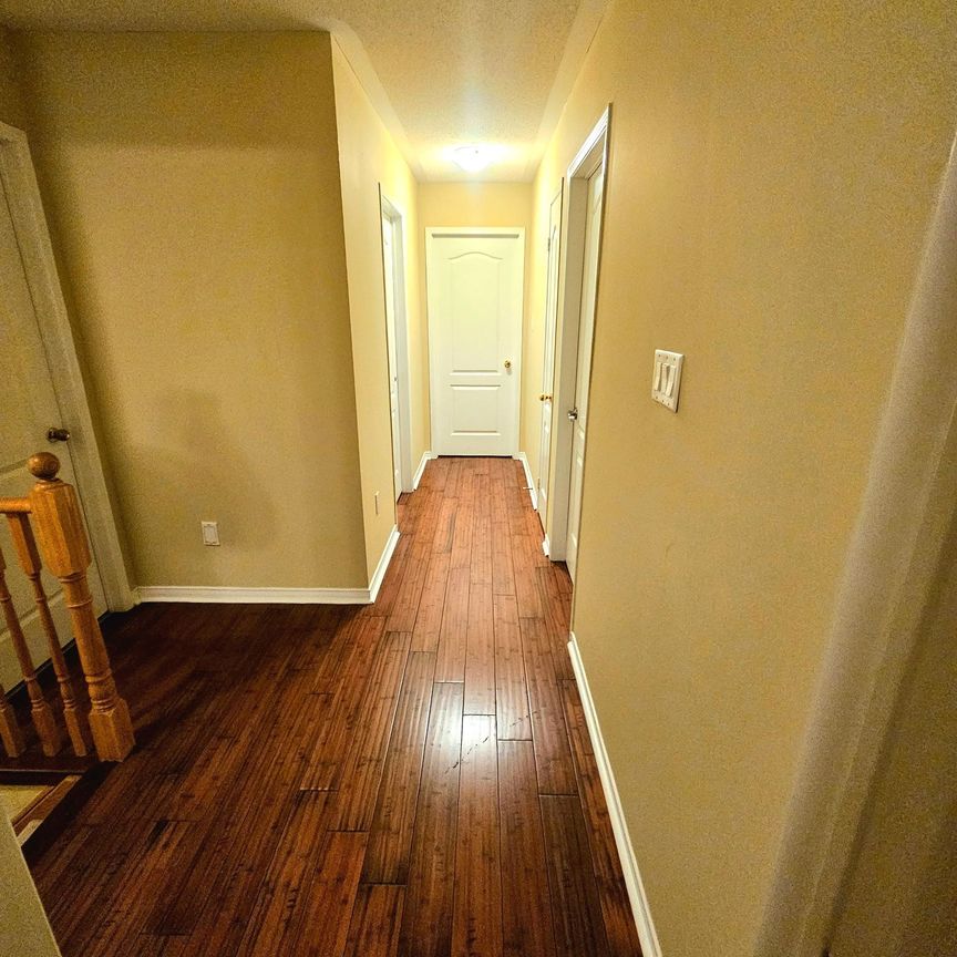 For Lease - 3881 Brinwood Gate, Mississauga, Ontario - Photo 1