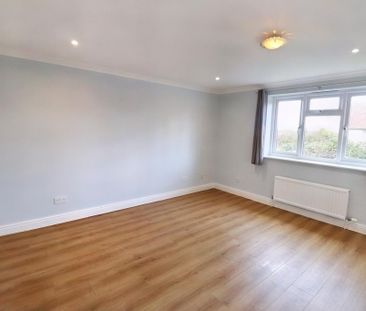 5 bedroom detached house to rent - Photo 5