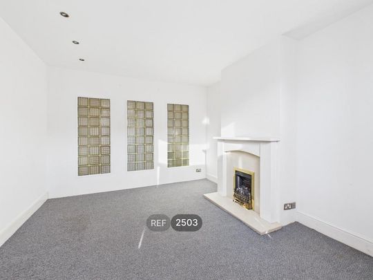 2 bedroom property to rent - Photo 1