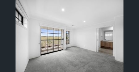 Stylish New Corner Block Home - Photo 5