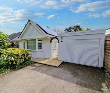 3 bedroom semi-detached bungalow to rent - Photo 5