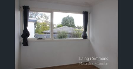 Large Family Home - Photo 2