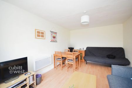 1 bedroom flat to rent - Photo 4