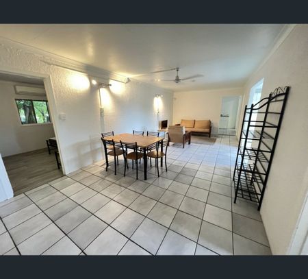 Unit 3/10 Dalrymple Street, Bowen, Qld 4805 - Photo 3
