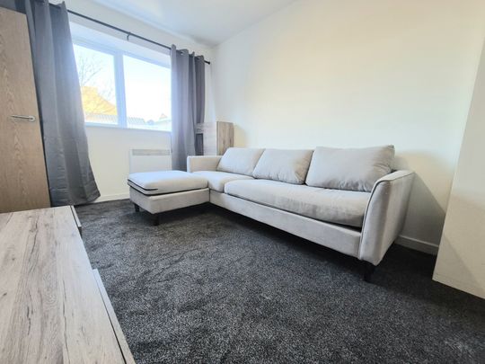 West Parade Flats, Halifax - Photo 1