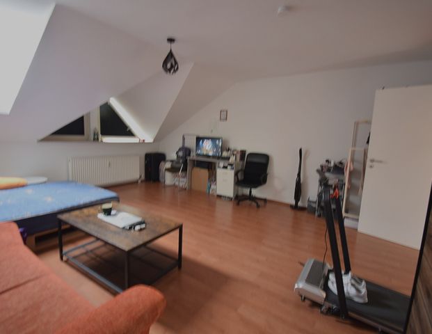 Besondere, großzügige Wohnung in prima Innenstadtlage - Foto 1