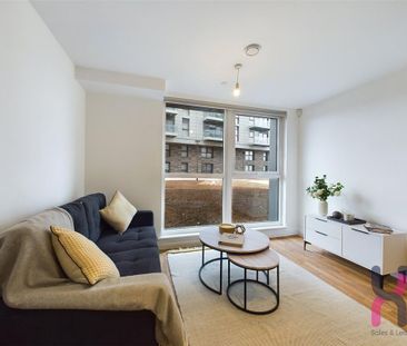1 bedroom flat to rent - Photo 2