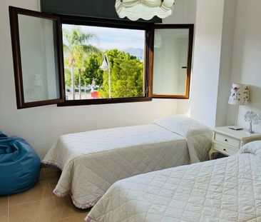 Penthouse in Estepona - Photo 4