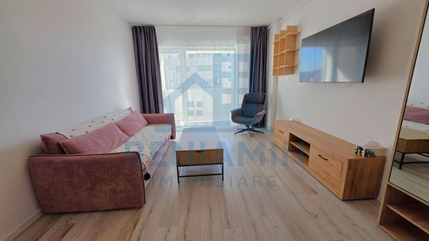 3 camere - mobilat - utilat - 2bai - 84mp - Calea Bucures... - Photo 1