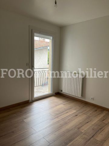 Location Maison 5 pièces 140m² LAMASTRE 07270 - Photo 4