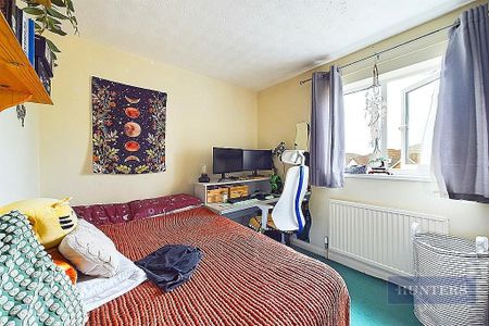 4 bedroom terraced house to rent - Photo 4