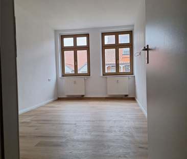 SchÃ¶ne zentral gelegene 2-Zimmer Dachgeschosswohnung - Photo 1