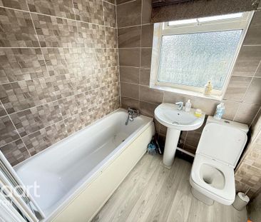 3 bedroom end of terrace house to rent - Photo 6