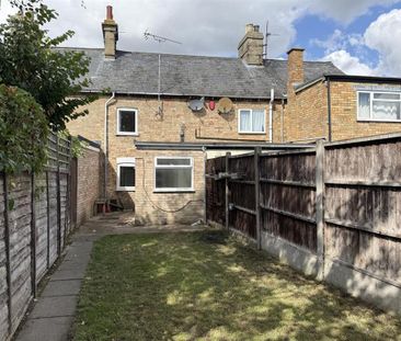 2 bedroom terraced house to rent - Photo 6