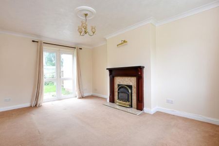 3 bedroom semi-detached house to rent - Photo 5