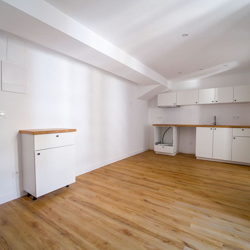 Location Appartement 2 pièces 30m² - Photo 1