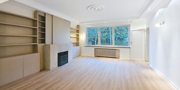 Villa te huur in Ukkel voor € 5.500 met 5 slaapkamers - Foto 1