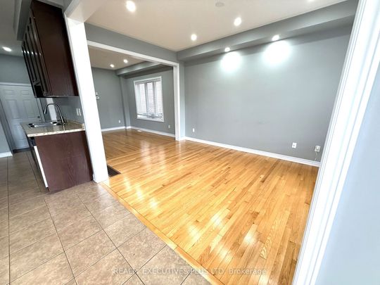 For Lease - 88 Banbridge Crescent Unit# Upper, Brampton, Ontario - Photo 1