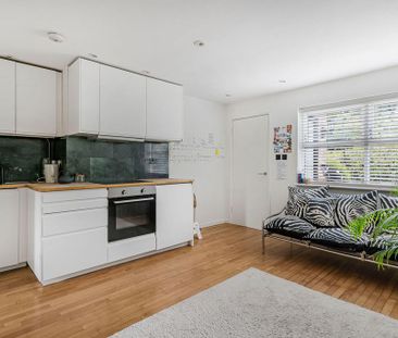 1 bedroom ground floor flat to rent - Photo 2