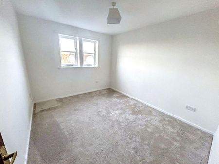 Kielder Close, Killingworth, Newcastle upon Tyne, Tyne and Wear, NE12 6TE - Photo 4