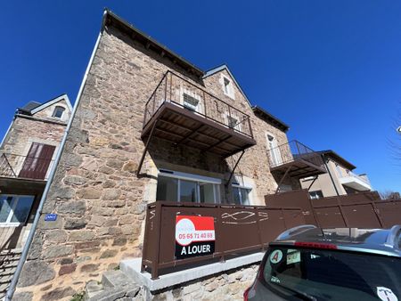 Location Appartement 2 pièces 34m² FLAVIN 12450 - Photo 3