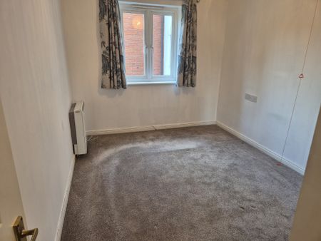 Chapelfields, Frodsham - Photo 3