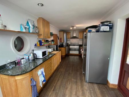 1 bedroom property to rent - Photo 3