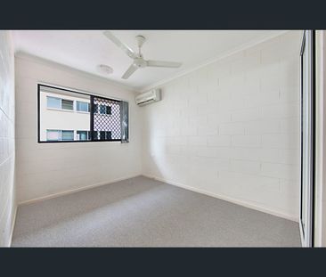 1/46 Alexandra Street, North Ward, Qld 4810 - Photo 2