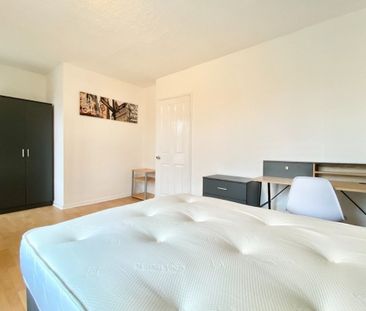 Beverley Road, NORWICH - Photo 5