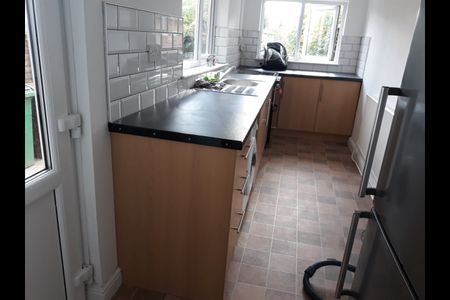 4 Bed Detached House, Corby Road, NG3 - Photo 4