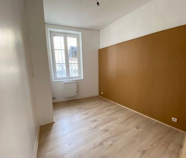 Location Appartement 1 pièce 42m² - Photo 4