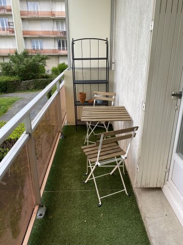 A LOUER - Quartier Colbert - T2 meublé avec balcon, parking et cave. - Photo 3