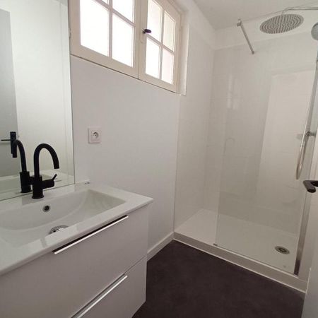 Location Appartement 2 pièces 36m² BORDEAUX 33000 - Photo 4