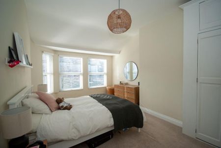 3 bedroom terraced house to rent - Photo 4