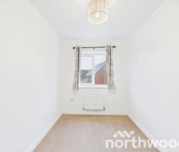 4 bedroom semi-detached house to rent - Photo 6