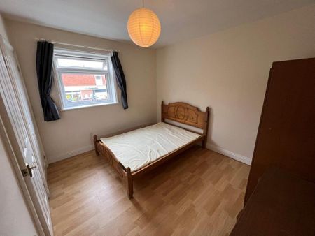 1 bedroom semi-detached house to rent - Photo 3