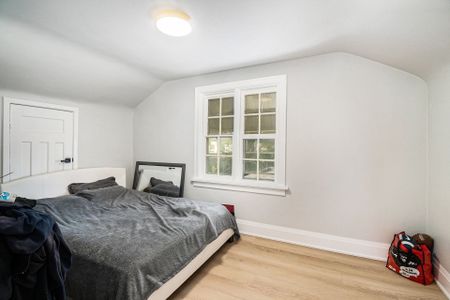 For Lease - 13 Pinehurst Avenue, West Centre Town, Ontario - Photo 3