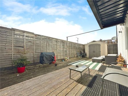 Rushey Green, London, SE6 4HQ - Photo 5